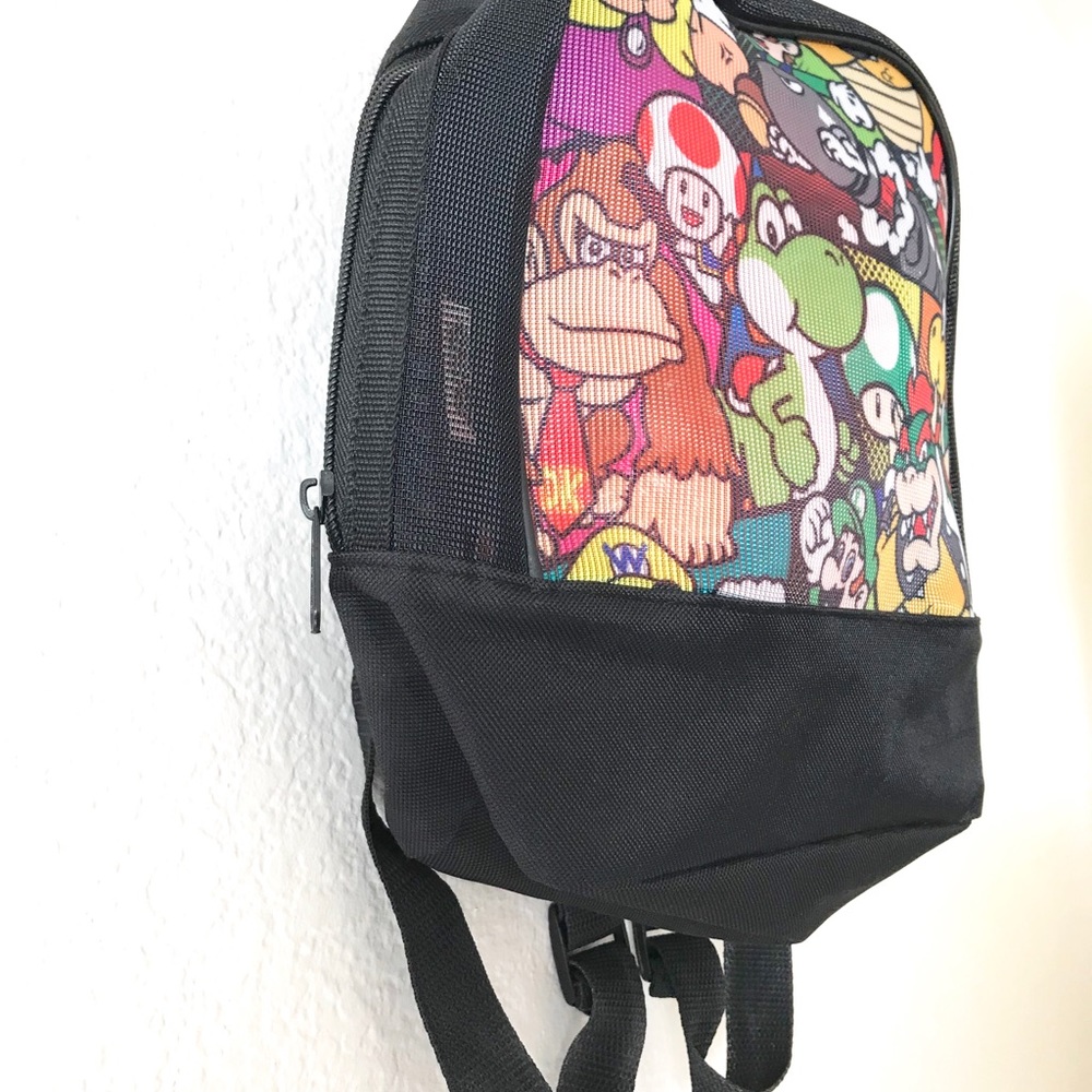 ❗️SOLD❗️Super Mario Brothers Small Mesh Backpack - Picture 3 of 7